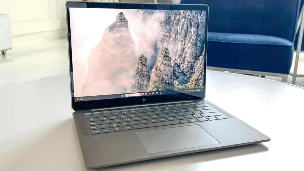 HP OmniBook Ultra 14: Ryzen AI 300, Best Laptop For Heavy Uses