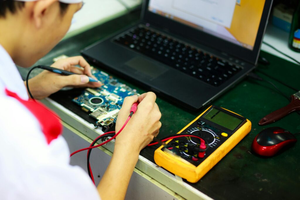 step by step coomplete troubleshoot of laptop motherboard